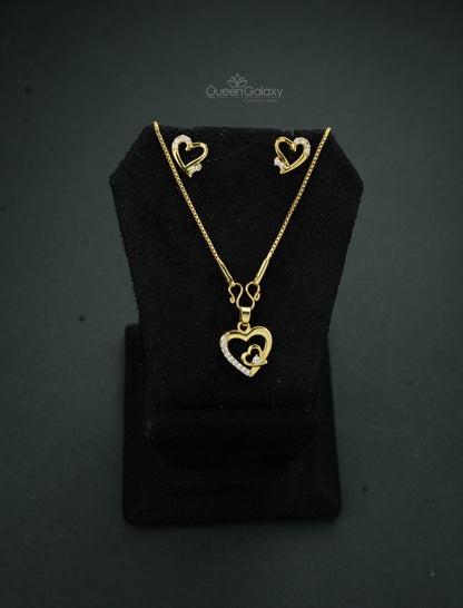 Goldplated Chain With AD Stone Pendant And Stud