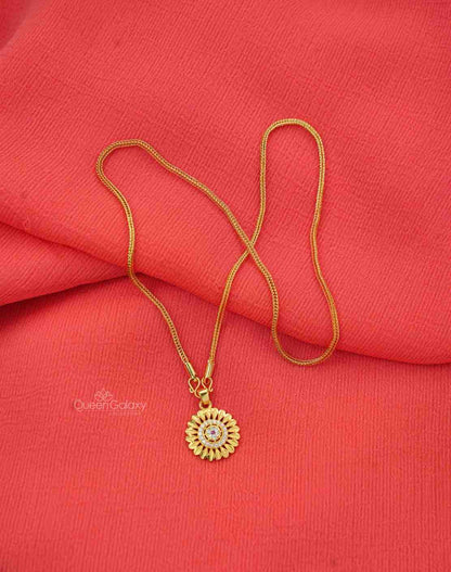 Goldplated Chain With AD Stone Pendant