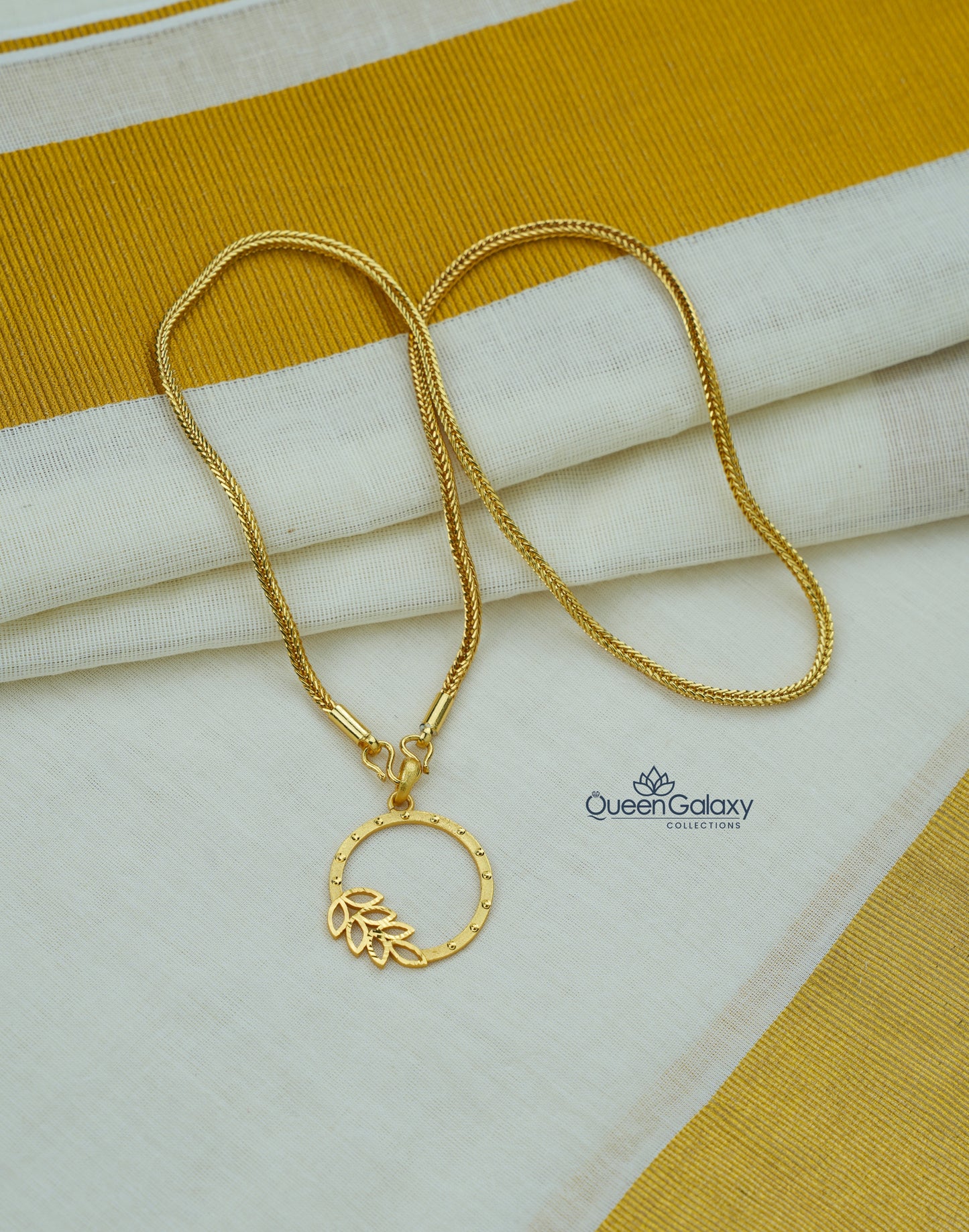 Goldplated Chain With Pendent