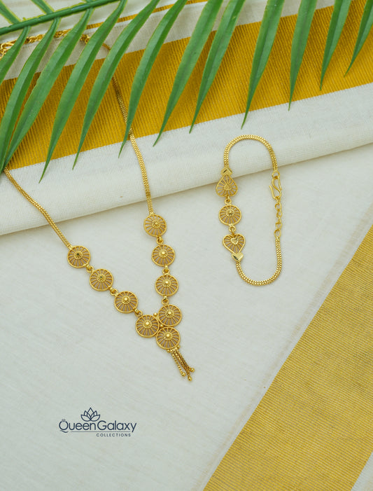 Goldplated  Necklace And Bracelet Combo Set