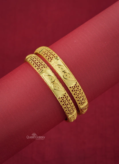 Goldplated Bangle