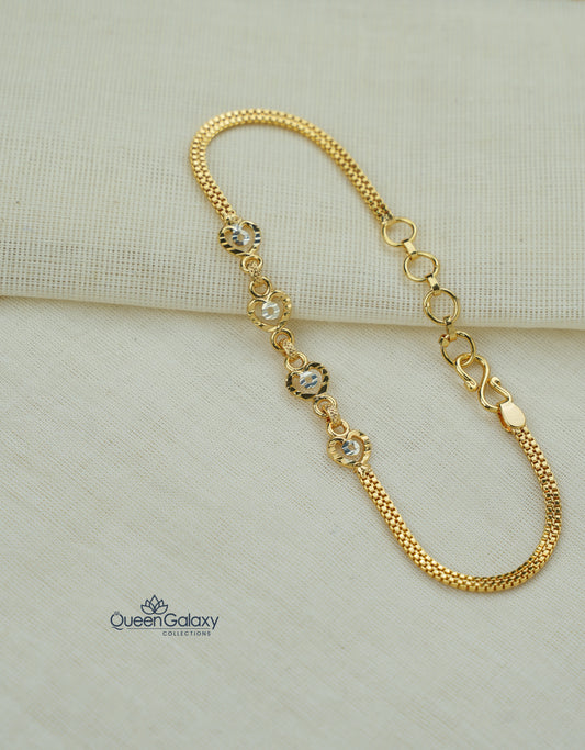 White Gold Plated Bracelet with Heart Shaped work
