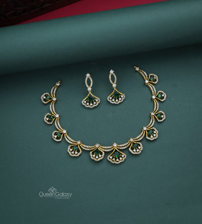 Antique AD Stone Necklace With Earrings