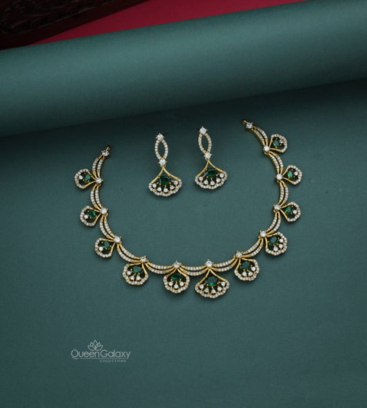 Antique AD Stone Necklace With Earrings