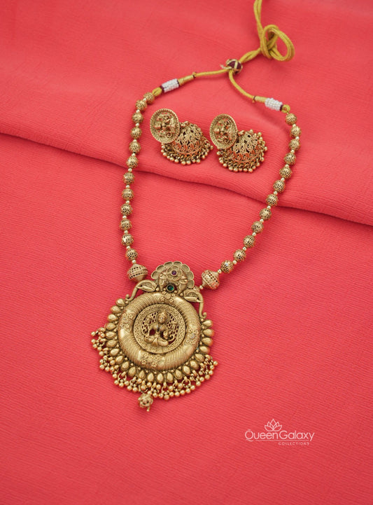 Antique Lakshmi Necklace With Jimikki